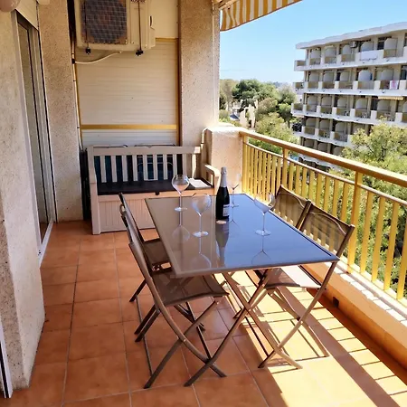 Modern With Pool Apartament