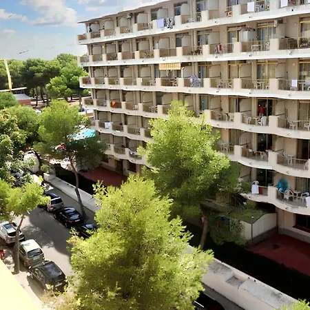 Modern In With Shared Pool סאלו