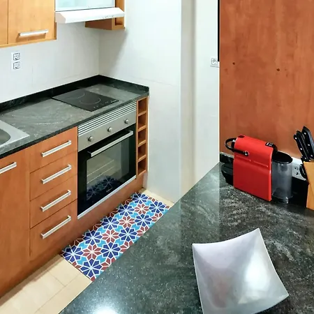 Modern With Pool Apartment *