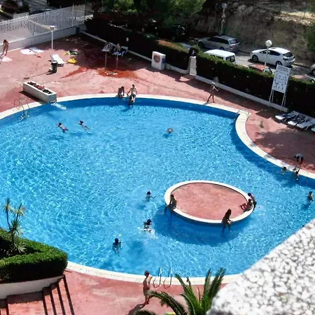 Modern With Pool Apartment *